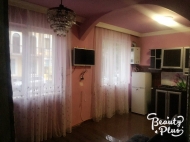 Flat to sale at the seaside Batumi. This apartment is a good option for business. Photo 1