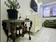 იყიდება გარემონტებული ბინა ავეჯით მთების ხედით. ბათუმი. საქართველო. ფოტო 7