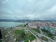 აპარტამენტები შავი ზღვის სანაპიროზე, ელიტური სასტუმროს ტიპის საცხოვრებელი კომპლექსი "Porta Batumi Tower". ფოტო 19