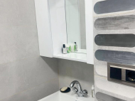 იყიდება გარემონტებული ბინა ზღვის ხედით და ავეჯით. ბათუმი. საქართველო. ფოტო 6