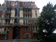 Apartments in a residential complex of hotel type by the sea in Old Batumi. 8-storey luxury residential complex of hotel type near the sea on Ninoshvili St. in Old Batumi, Georgia. Photo 1