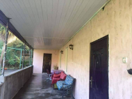 Частный дом на берегу реки в тихом районе Махинджаури, Грузия. Фото 10