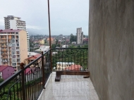 იყიდება ბინა ბათუმში შავი კარკასის მდგომარეობაში ფოტო 1