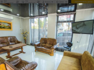 Rental hotel with 24 rooms in the centre of Batumi, Georgia. Photo 3