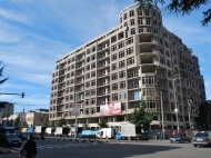 New building by the sea in the center of Batumi. 11-storey luxury complex at the intersection of Chavchavadze St. and Luca Asatiani St., Batumi, Georgia. Photo 2