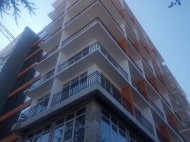 12-სართულიანი სახლი ქალაქ ქობულეთის პრესტიჟულ რაიონში აღმაშენებლის ქუჩაზე. სასტუმროს ტიპის საცხოვრებელი კომპლექსი ფოტო 6