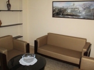 Renovated flat for sale with furniture in the centre of Batumi, Georgia. Photo 4