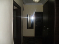 Renovated flat for sale in Old Batumi, Georgia. near the May 6 park. Photo 3