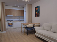 იყიდება ბინა ზღვისა და მთის ხედით. ბათუმი. საქართველო. ფოტო 7