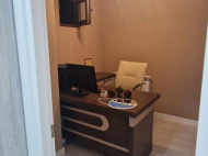 იყიდება ბინა ქალაქის ცენტრში ზღვასთან. ბათუმი. საქართველო. ფოტო 7