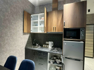 იყიდება გარემონტებული ბინა ავეჯით, ბათუმი. საქართველო. ფოტო 7