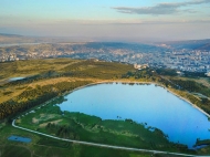 Купить земельный участок в пригороде Тбилиси, Озеро Лиси. Фото 2