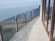 Renovated flat for sale  at the seaside Batumi, Georgia. Flat with sea and mountains view. Photo 3