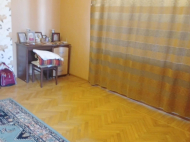 Продается дом с уютным двориком в районе стадиона в Кутаиси, Грузия. Фото 3