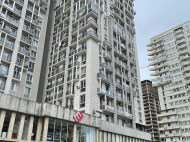 Flat (Apartment) for sale of the new high-rise residential complex on the New Boulevard in Batumi, Georgia. Near the Dancing Fountains. Photo 10