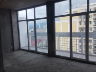 Flat for sale in the centre of Batumi, Georgia. Near Sheraton Batumi Hotel. Photo 4