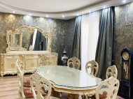 Renovated flat for sale in the centre of Batumi, Georgia. Profitably for business. Photo 3