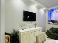 იყიდება გარემონტებული ბინა ავეჯით მთების ხედით. ბათუმი. საქართველო. ფოტო 6