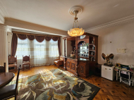 Hotel for sale with 6 rooms in Old Batumi, Georgia Photo 2