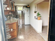 House for sale with a plot of land in the suburbs of Zugdidi, Georgia. Tangerine garden, Orchard. Walnut garden. Photo 5