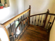 იყიდება კერძო სახლი მიწის ნაკვეთით ბათუმში, საქართველო. ფოტო 5