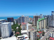 Renovated flat to sale of the new high-rise residential complex  in Batumi, Georgia. Sea View. The apartment has modern renovation and furniture. Photo 1