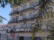 В Батуми на улице Царя Парнаваза, 85 продается квартира с отдельной спальней. Фото 12