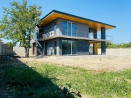 House for sale with a plot of land in the suburbs of Tbilisi, Georgia. Photo 1