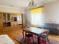 House for sale with a plot of land in Telavi, Georgia. Photo 1