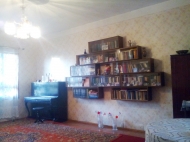 House for sale with a plot of land in the suburbs of Zugdidi, Georgia. Photo 4