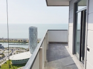 Apartment for sale of the new hotel-type residential complex in the centre of Batumi near the sea. Flat to sale of the new hotel-type residential complex in the centre of Batumi near the sea. Photo 2