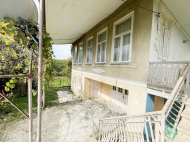 Продается дом с земельным участком в Самтредиа, Грузия. Фото 2