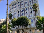 Luxury apartments in the "Residence Tapis Rouge". 10-storey building located in the center, near the sea, on Rustaveli Avenue, corner of D.Tavdadebuli St. in Batumi, Georgia. Photo 6