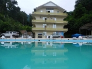 Продается отель на берегу моря в Квариати, Грузия. Фото 2