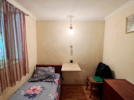 Продается частный дом с земельным участком в Кутаиси, Грузия. Фото 12
