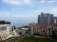 Renovated аpartment for sale with furniture in Batumi, Georgia. Flat with sea view. Photo 1