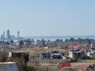 Купить частный дом с земельным участком в пригороде Батуми, Грузия. Вид на море. Фото 1