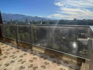 Renovated flat for sale in a quiet district of Batumi, Georgia. Photo 15