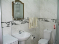 Flat to rent  of the new high-rise residential complex located in the centre of Batumi. Photo 9