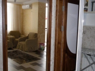 Close to the sea apartment for sale with furniture in Batumi. Photo 2