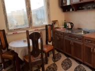 Apartment for sale and rent for a year in the center of Tbilisi, Georgia. Photo 4