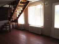 House for sale in a resort district of Bakuriani, Georgia. Favorable for a hotel.  Photo 3