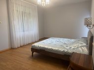 იყიდება კერძო სახლი მიწის ნაკვეთით ციხისძირში, საქართველო. ფოტო 16