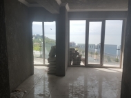 Renovated flat (Apartment) for sale  at the seaside Batumi, Georgia. Flat (Apartment) with sea and mountains view. Photo 2