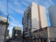 New building in Batumi. Apartments in a new residential building in a quiet area of Batumi, Georgia. Photo 3