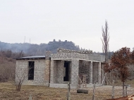 House for sale with a plot of land in the suburbs of Zugdidi, Georgia. Photo 2