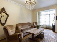 Renovated flat for sale at the seaside Batumi, Georgia. The apartment has modern renovation and furniture. Photo 1