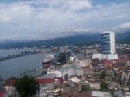 Flat to sale of the new high-rise residential complex at the seaside Batumi, Georgia. Sea View. View of the mountains and the city Photo 2