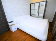 კომფორტული აპარტამენტები სასტუმროს ტიპის საცხოვრებელ კომპლექსში ბათუმის ახალ ბულვარში, საქართველო. ფოტო 2