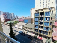 Renovated flat for sale with furniture in Batumi, Georgia. Аpartment with mountains view. Photo 8